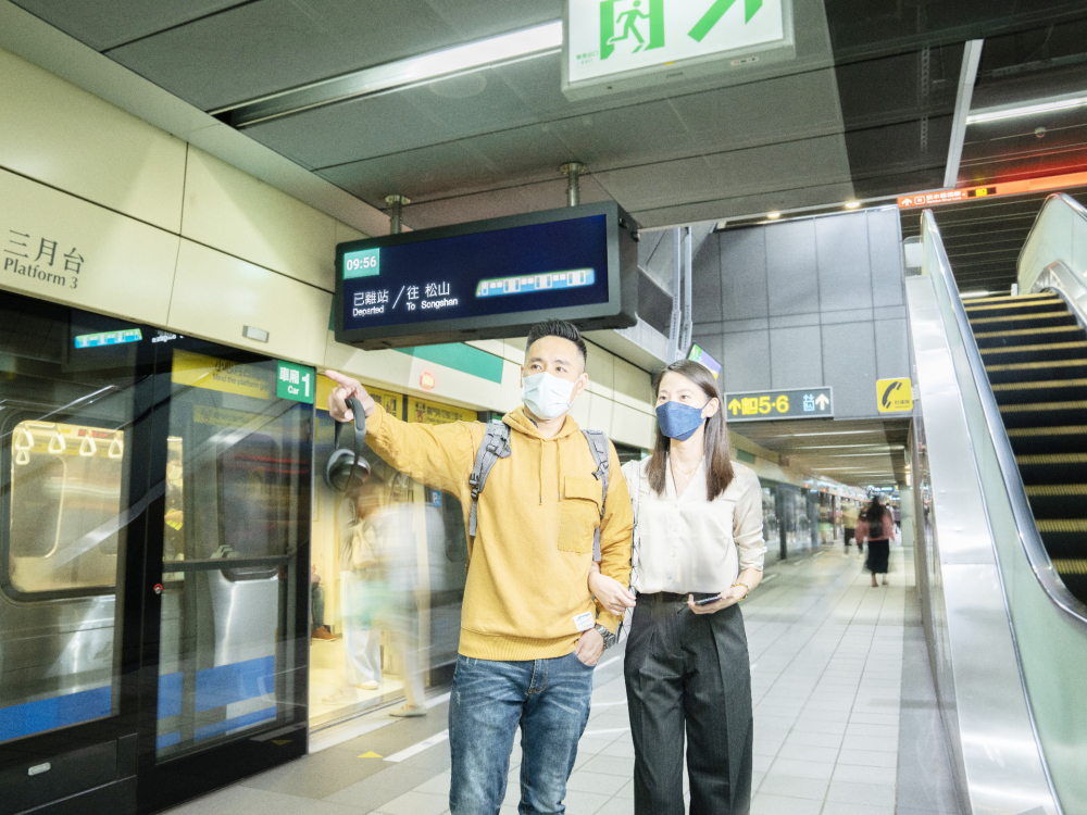 ���_�����_��֮���u��TARTAN�@ʾ������_�����\��ɽվ�������Ԫ����L�l�ͱ����c�߮��|��ɫ�����_�����\վ������µĶ���܇վ�Lò