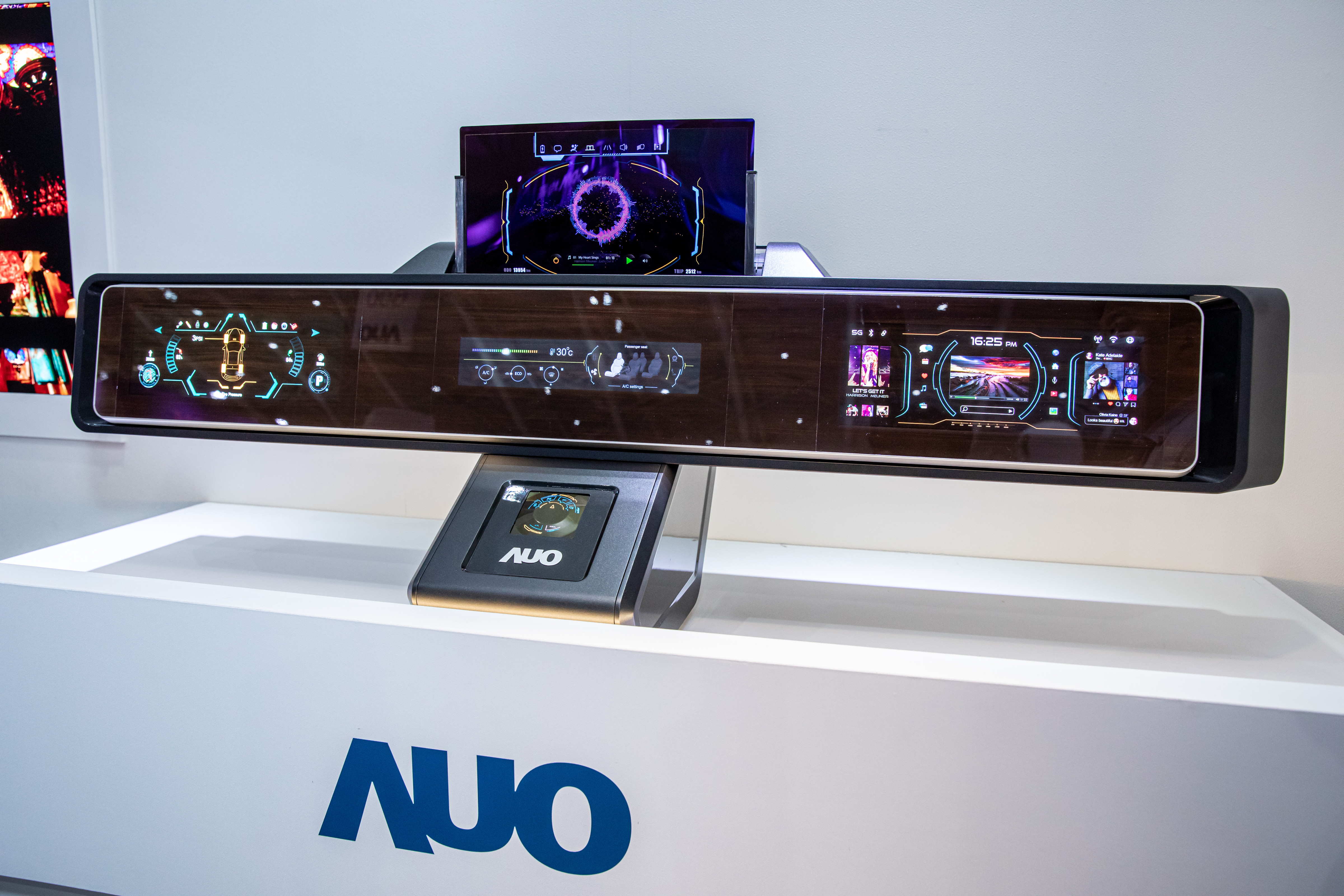 ���_(d��)�ɒ�ʽMicro LED�@ʾ����(d��o)���ǻ�܇œ�O(sh��)Ӌ���܉�������չ�_�c���գ�׌܇œ���и���Ŀ��g�\�Ï��ԣ������l(f��)�]Micro LED�ɓϿɏ����ă�(y��u)������