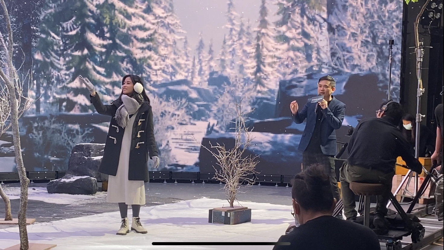 ���٬F(xi��n)Ӱ���ׄ�(chu��ng)ȫ�_��Ӱҕһ�l����LED̓�M�zӰ�� �_��(chu��ng)Ӱҕ�a(ch��n)�I(y��)�¼o(j��)Ԫ